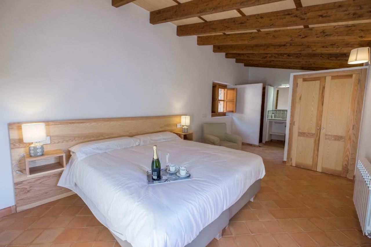 Son Alzines Farm stay *